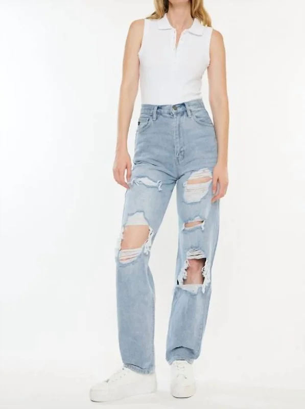 Vintage 90's Straight Leg In Light Wash