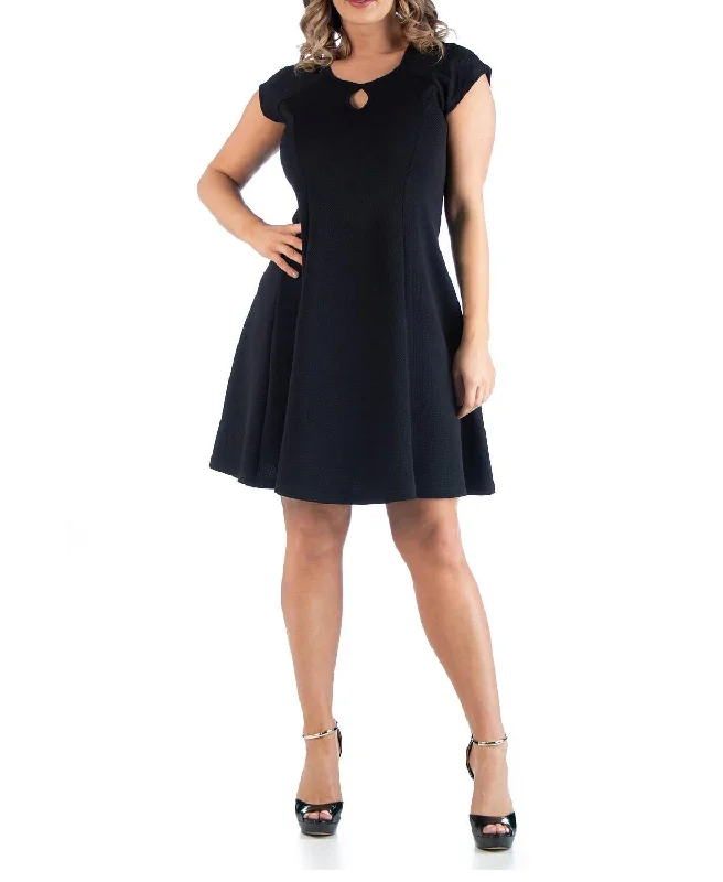 Plus Size Keyhole Neck Dress