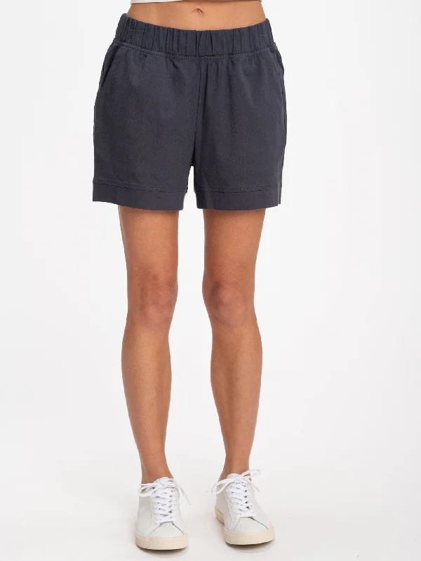 Angelina Stretch Twill Short 4"